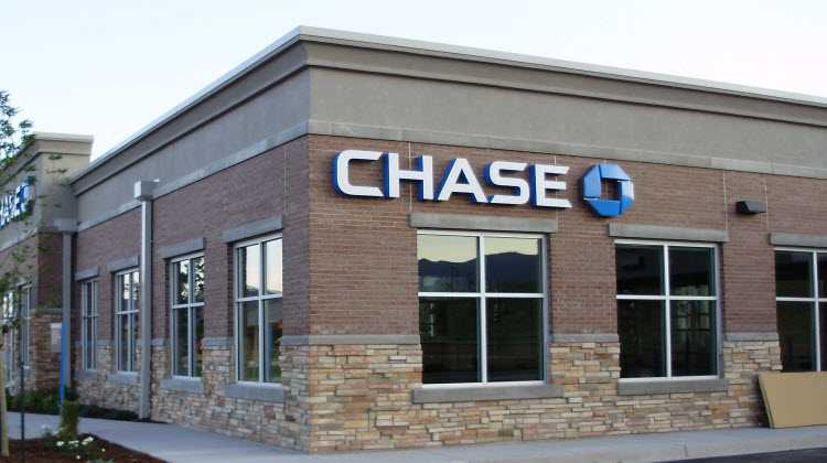 Chase Bank Holiday Hours Opening/Closing in 2017 | United ...