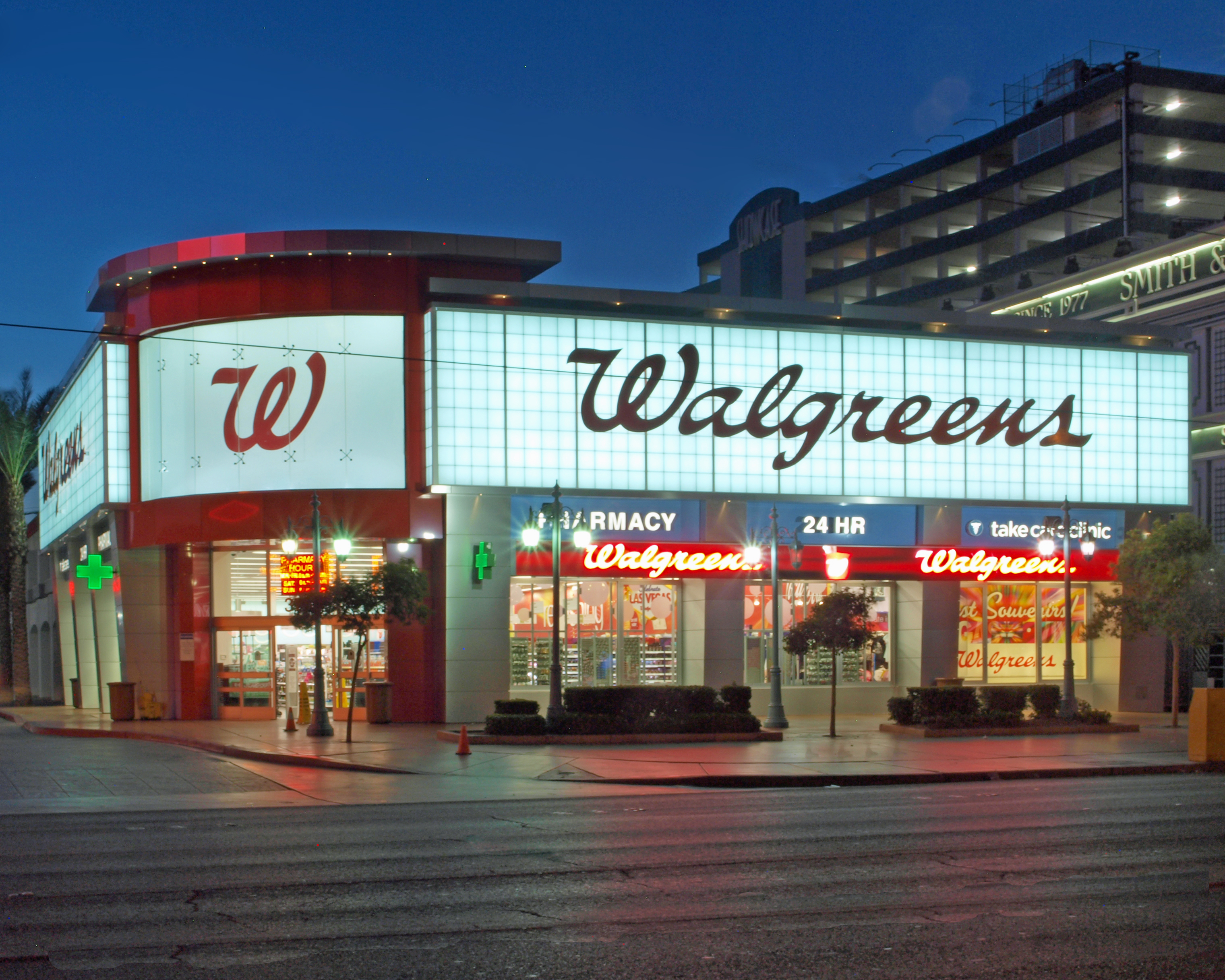 Walgreens Holiday Hours Opening/Closing in 2017 | United ...